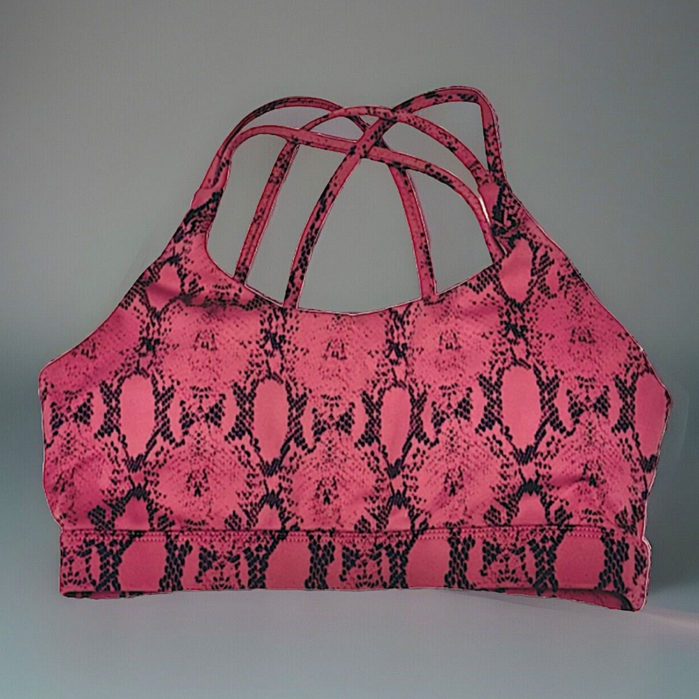 *NWT* XS‎ Snakeskin print, crisscross strap sports bra